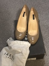 Jaeger Brown Leather Court