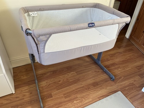 Chicco next2me crib - , with