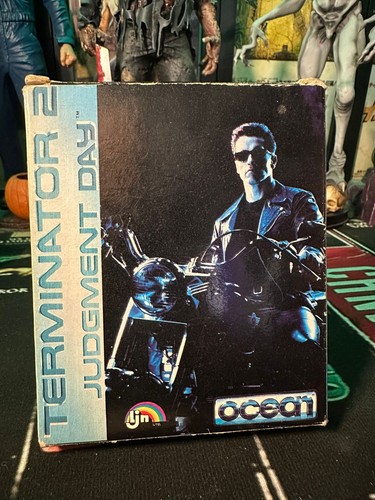 Vintage commodore c64 - vintage,