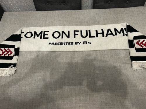 Fulham home scarf - with, crests