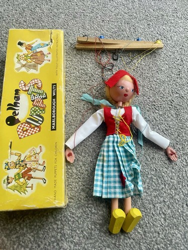 Pelham puppets marlborough - pelham,