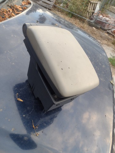 Volvo v70 centre armrest - centre,