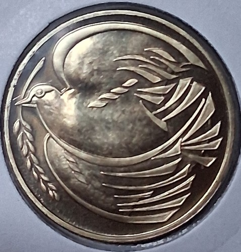 Royal mint 1995 elizabeth - royal, ii