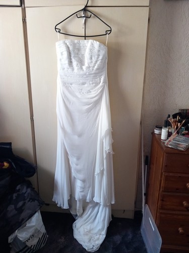 Pronovias wedding dress size - pronovias,