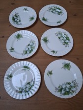 Royal Albert Trillium side