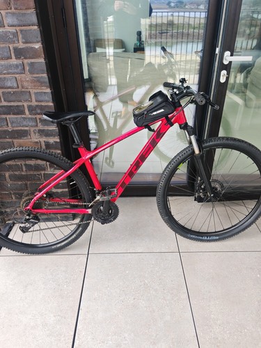 Trek mountain bike l - mountain,