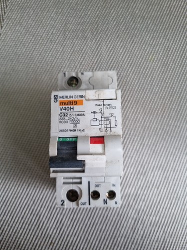 Merlin gerin 26898 v40h c32 - merlin,
