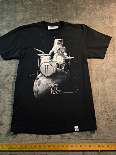 Vintage imaginary foundation - imaginary,
