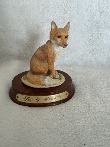 Leonardo fox figurine - leonardo,