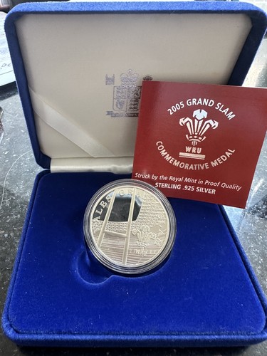 2005 silver royal mint wales - royal,