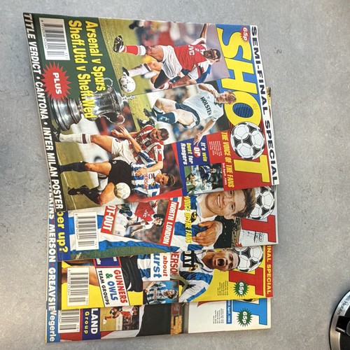 Shoot football magazine - football,