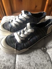 Rocket Dog Blue multi Stripe Canvas Trainers, Size 5, No Box but Never Worn. 