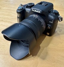 Panasonic DMC-G2 Lumix Camera Bundle! Lumix 14-42, Lumix 45-200 + Extras!!!