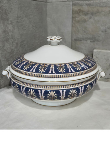 Wedgewood beresford covered - wedgewood,