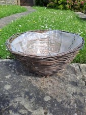 Hanging basket, wicker style, large size