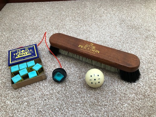 Snooker table accessories - table,