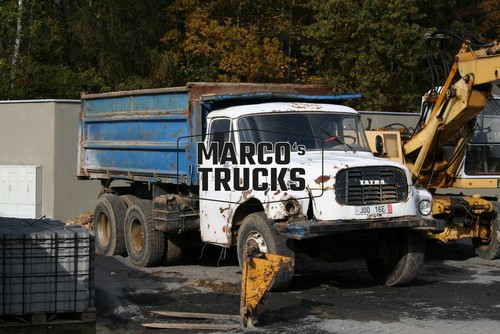 Truck photo tatra t148 tipper - truck,