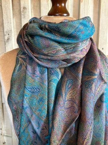 Rich turquoise paisley pure