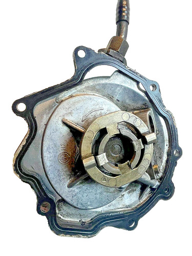 Mercedes vacuum pump - mercedes,