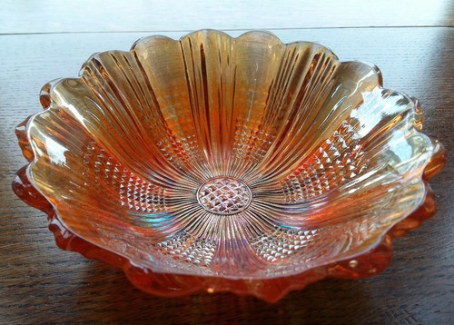 Carnival glass bowl - glass, (small)
