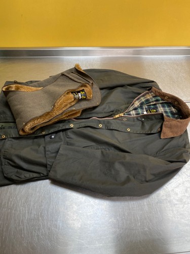 Barbour border 80s vintage c38 - border,