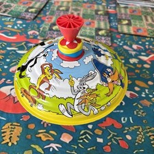 Vintage Metal Tin Spinning Top LBZ used Warner Bros Disney 1981 bugs bunny Daffy