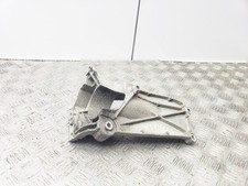 VOLVO V40 2.0 DIESEL ENGINE MOUNT BRACKET 2017 31370633