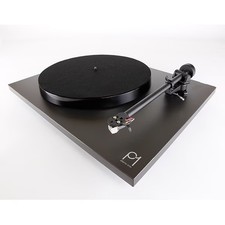 REGA Analog Player Black