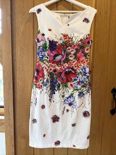 Floral phase eight women - floral,