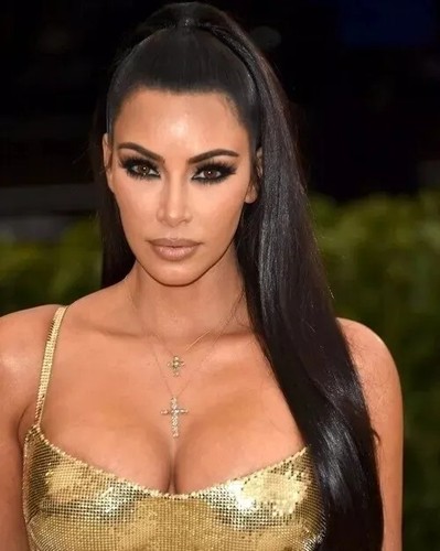 Kim kardashian posing - kardashian, in