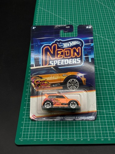 Hot wheels mini cooper - hot,