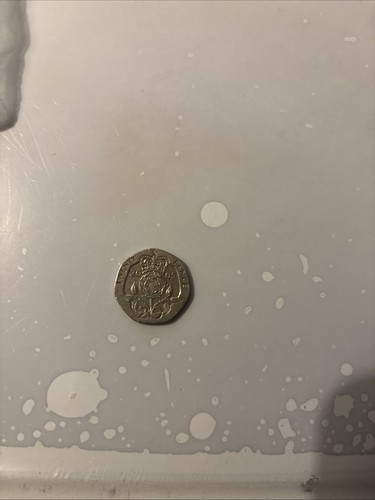 Rare 20p coin 2005 with - rare,