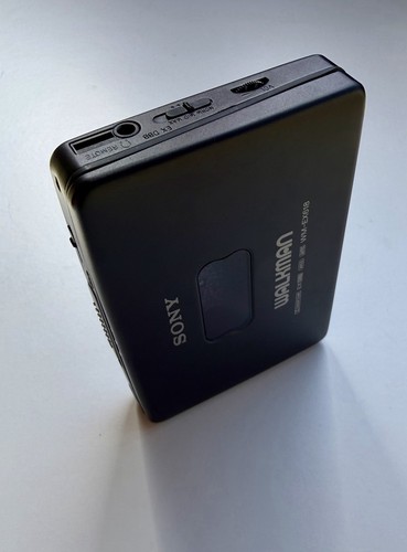 Rare vintage sony walkman - rare,