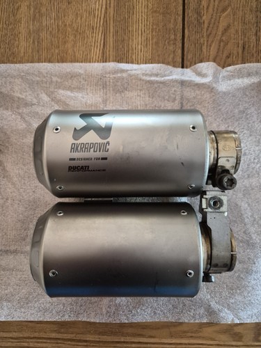 Ducati supersport akrapovic - ducati,