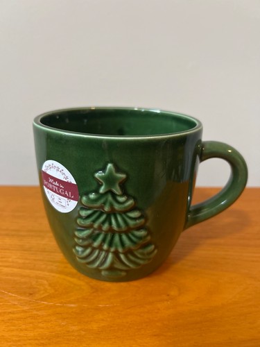 Dark green stoneware coffee - dark,