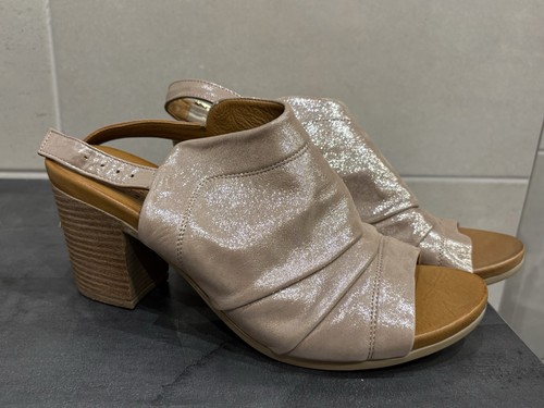 New size moda in - moda, pelle