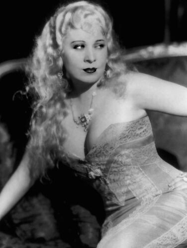 Mae west unsigned photo - unsigned,
