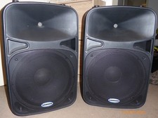 2 x Samson Auro D15 Passive PA speakers. Ex cond. 400w RMS With QTX covers