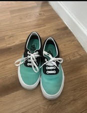 Girls VANS Turquois Size 5.5