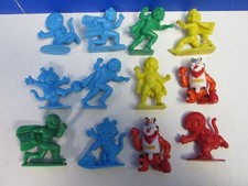 12 retro vintage KELLOGGS CEREAL TOY FIGURE promo RICE KRISPIES FROSTIES 1980s