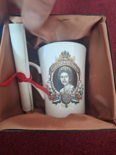 Queen elizabeth silver jubilee - silver,