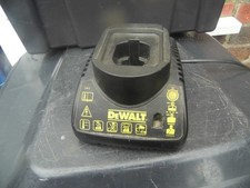 DeWALT DE9118 7.2-14.4V Battery Charger