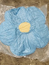 Large Cushion Daisy Pillow