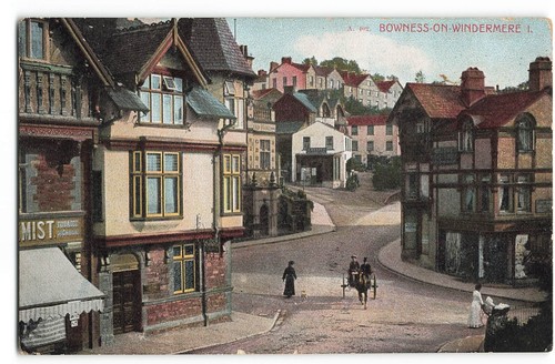 Bowness windermere horse - on,