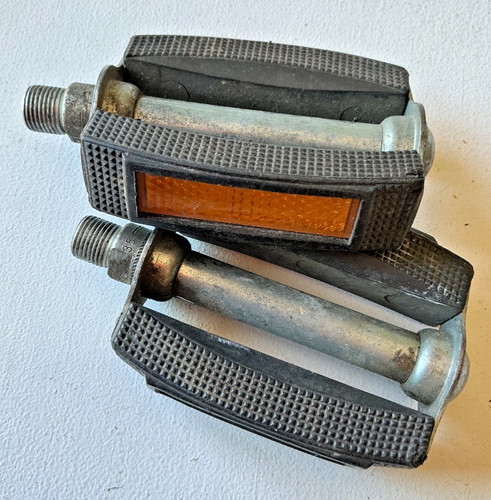1970s weco 804 - bicycle, pedals