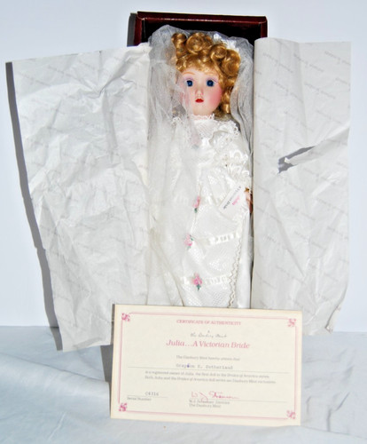 Vintage danbury mint julia - mint, a