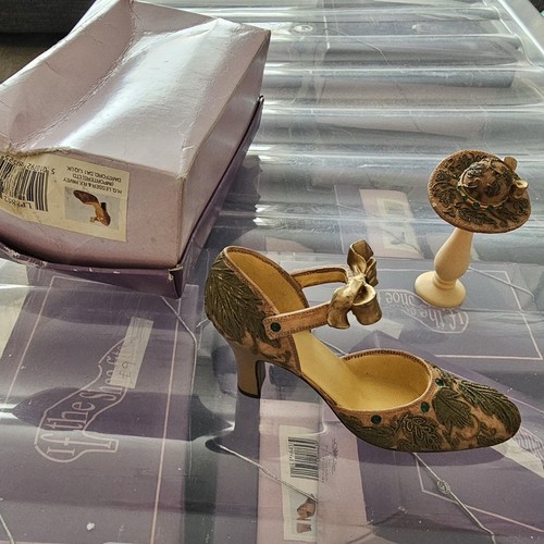 The shoe fits - shoe,
