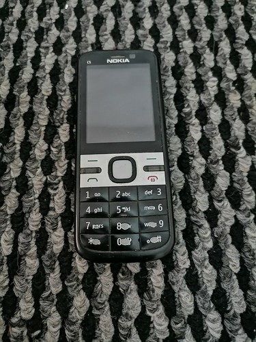 Nokia unlocked - c5,
