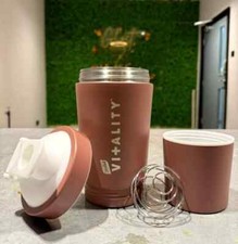 Stainless steel shaker bottle - stainless,