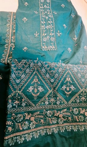 Pakistani salwar kameez suit - kameez,
